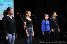 Sestrične Senekovič Sedminek